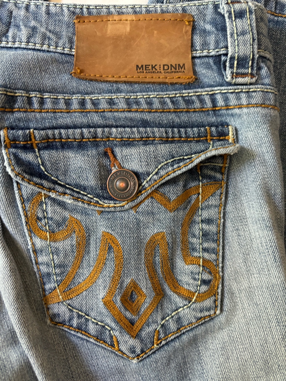 MEK Denim Oaxaca Straight Jeans 26 Y2K Western Embroidered Distressed